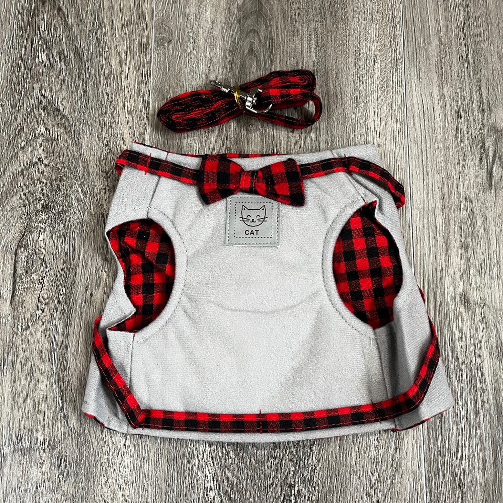Adjustable Breathable Elegant British Style Jacket Cat Harness With Leash Collar